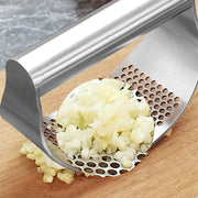 Upgraded Stainless Steel Garlic Press Squeezer Manual Garlic Ginger Rocker Crusher Garlic Cutting Mince Tools Kitchen Gadgets